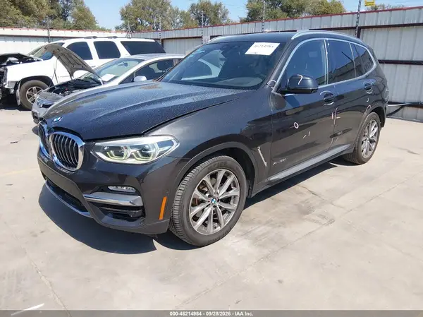 5UXTR9C57JLC79110 — 2018 BMW X3, photo 2 from IAAI, Rear end