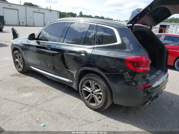5UXTR9C52KLP89864 — 2019 BMW X3, фото 3 с аукциона IAAI, Угон