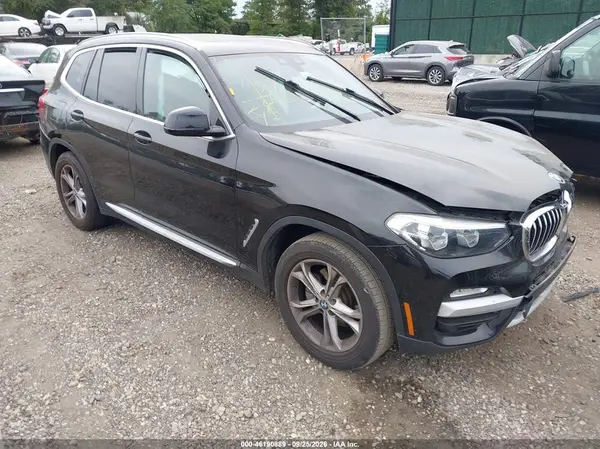 5UXTR7C56KLF26932 — 2019 BMW X3, Передняя i задняя части (Front & Rear), zdjęć przed naprawą