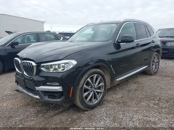 5UXTR9C5XKLP76571 — 2019 BMW X3, zdjęcie 2 z IAAI, Przód