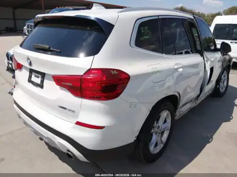 5UXTR7C57KLE97036 — 2019 BMW X3, фото 4 с аукциона IAAI, передняя часть справа