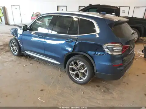 5UXTY3C09LLU69429 — 2020 BMW X3, foto 3 de IAAI, Parte delantera