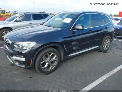 5UXTY5C00L9D22962 — 2020 BMW X3, zdjęcie 3 z IAAI, Tył