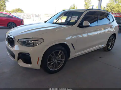 5UXTY5C04L9B14454 — 2020 BMW X3, zdjęcie 2 z IAAI, Prawy bok