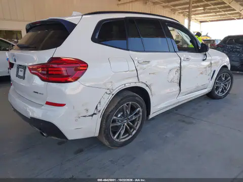 5UXTY5C04L9B14454 — 2020 BMW X3, zdjęcie 4 z IAAI, Prawy bok