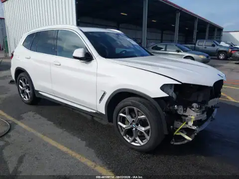 5UXTY5C08M9E46432 — 2021 BMW X3, Przód (Front End), zdjęć przed naprawą