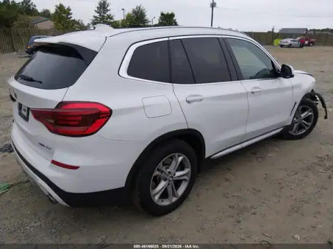 5UXTY5C09M9E30112 — 2021 BMW X3, photo 4 from IAAI, Right front