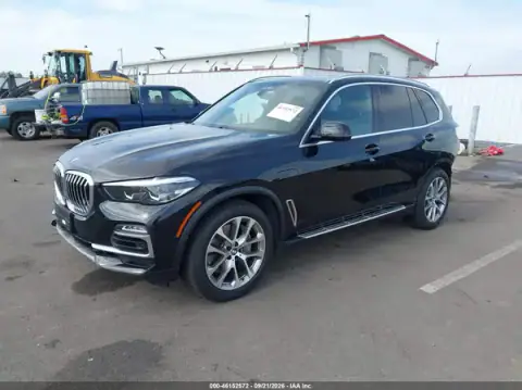 5UXTA6C00M9D25789 — 2021 BMW X5, photo 2 from IAAI, Rear end