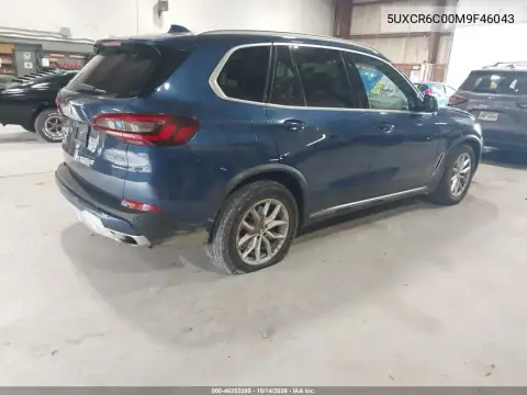 5UXCR6C00M9F46043 — 2021 BMW X5, photo 5 from IAAI, Front end