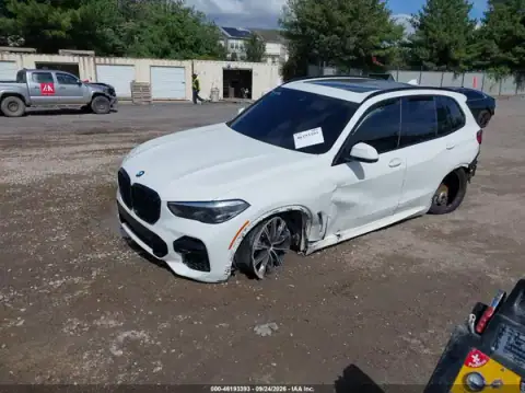 5UXCR6C04P9P41113 — 2023 BMW X5, фото 2 з IAAI, Лівий бік