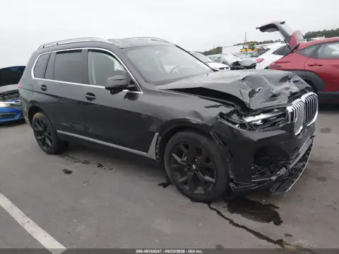 5UXCW2C03L9C43404 — 2020 BMW X7, Parte delantera (Front End), fotos antes de reparar