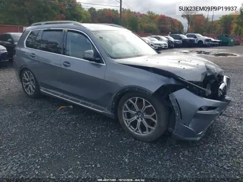 5UX23EM09P9P19937 — 2023 BMW X7, წინა და უკანა ნაწილი, ფოტოები შეკეთებამდე