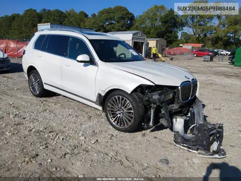 5UX23EM05P9R88484 — 2023 BMW X7, фото 2 с аукциона IAAI, Передняя часть справа