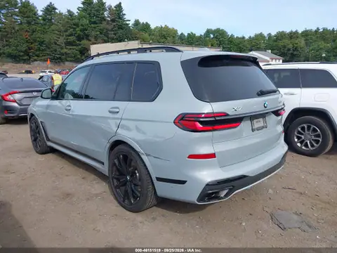 5UX23EM0XR9U59986 — 2024 BMW X7, foto 3 de IAAI 19.10.2026, No indicado
