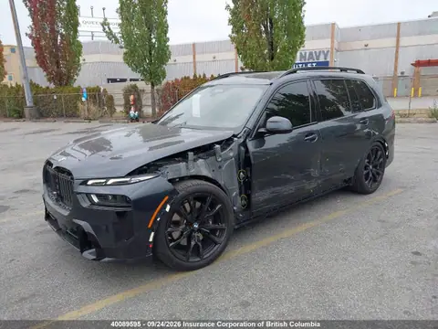 5UX23EM04T9411813 — 2026 BMW X7, zdjęcie 2 z IAAI 26.10.2026, Lewy bok