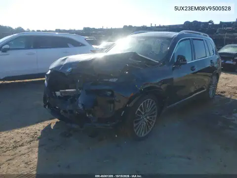 5UX23EM08V9500528 — 2027 BMW X7, foto 2 de IAAI, Parte delantera