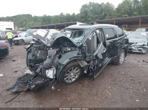 5GAKRAKD2HJ348183 — 2017 Buick Enclave, photo 2 from IAAI, Front end