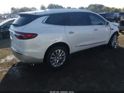 5GAERCKW7LJ165770 — 2020 Buick Enclave, photo 4 from IAAI, Front and rear