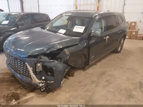 5GAEVCRS5SJ284639 — 2025 Buick Enclave, фото 2 з IAAI, Передня частина