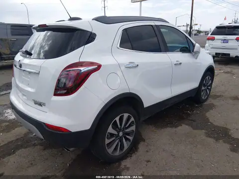 KL4CJESM3MB377207 — 2021 Buick Encore AWD Preferred, zdjęcie 4 z IAAI 26.10.2026, Przód