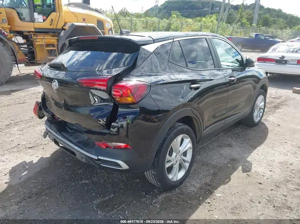 KL4MMCSLXLB106473 — 2020 Buick Encore GX, zdjęcie 4 z IAAI 13.10.2026, Tył