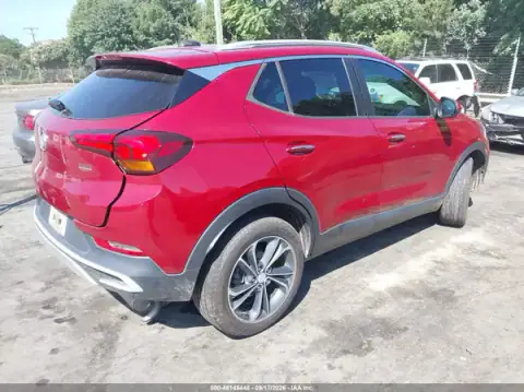 KL4MMDSL2MB038001 — 2021 Buick Encore GX, foto 4 de IAAI 08.10.2026, Lado izquierdo