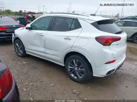 KL4MMDS29MB057491 — 2021 Buick Encore GX, zdjęcie 4 z IAAI, Przód