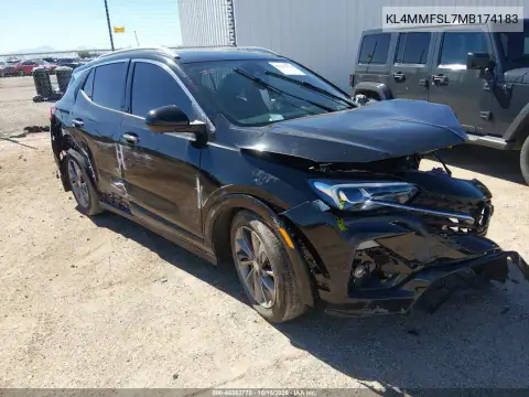 KL4MMFSL7MB174183 — 2021 Buick Encore GX, Передня частина зліва, фото до ремонту