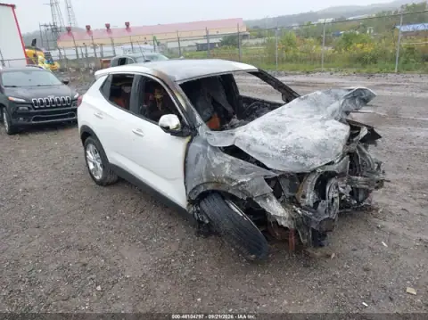 KL4AMCSLXRB204897 — 2024 Buick Encore GX, Incendio del motor (Engine Burn), fotos antes de reparar