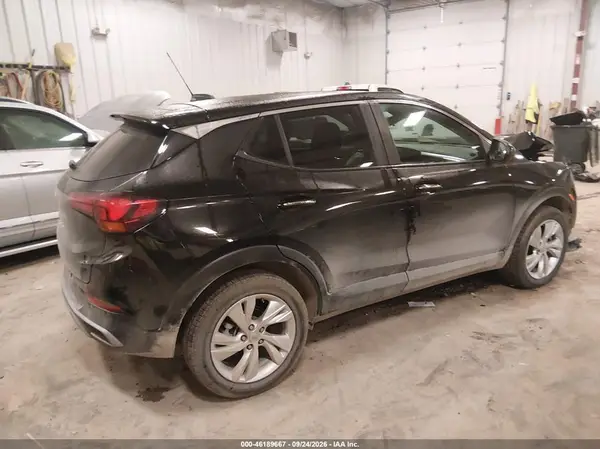 KL4AMCSL0SB056216 — 2025 Buick Encore GX, zdjęcie 4 z IAAI, Przód