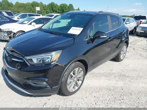 KL4CJBSB9HB024277 — 2017 Buick Encore, zdjęcie 2 z IAAI, Przód
