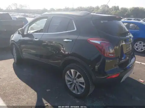 KL4CJASB8JB711895 — 2018 Buick Encore, foto 3 de IAAI 08.10.2026, Delantera derecha