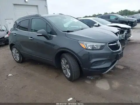 KL4CJASB7JB667646 — 2018 Buick Encore, передняя часть слева (Left Front), фото до ремонта