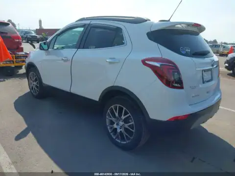 KL4CJ1SB6JB574536 — 2018 Buick Encore, photo 2 from IAAI, Front end