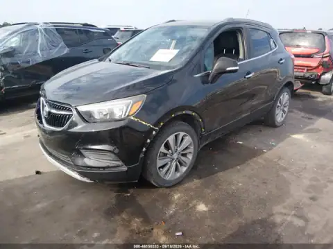 KL4CJASB5JB593773 — 2018 Buick Encore, zdjęcie 2 z IAAI 21.10.2026, Przód