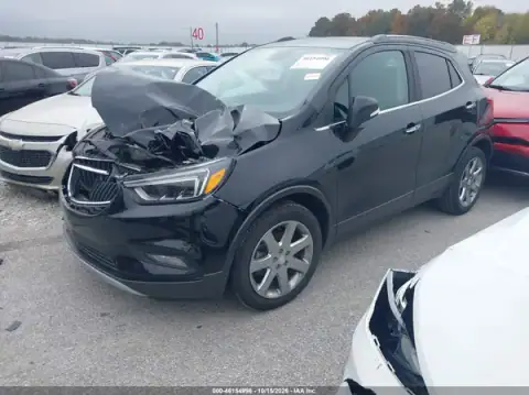 KL4CJCSM6JB672589 — 2018 Buick Encore, фото 2 з IAAI 22.10.2026, Передня частина