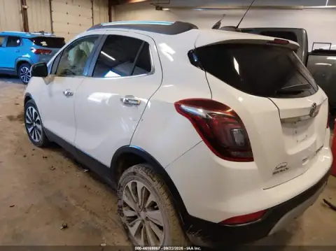 KL4CJBSB1JB563126 — 2018 Buick Encore, photo 3 from IAAI, Front end