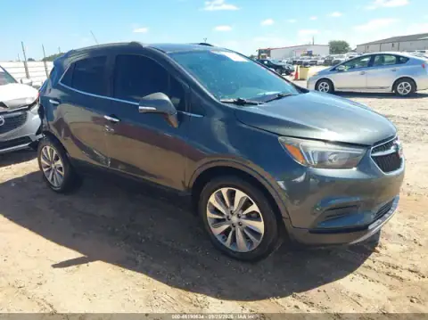 KL4CJASB0JB569140 — 2018 Buick Encore, Trasera derecha (Right Rear), fotos antes de reparar