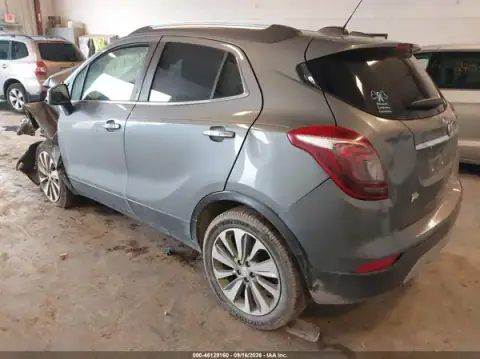 KL4CJASB0KB938127 — 2019 Buick Encore, zdjęcie 3 z IAAI, Uszkodzenia dookoła