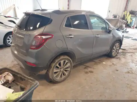KL4CJASB0KB938127 — 2019 Buick Encore, zdjęcie 4 z IAAI, Uszkodzenia dookoła
