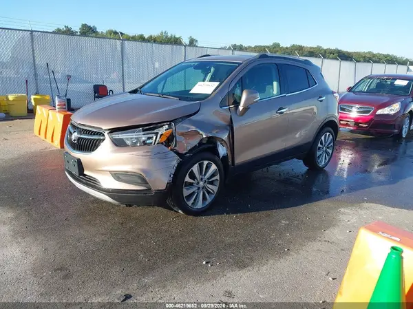 KL4CJASB5KB785678 — 2019 Buick Encore, photo 2 from IAAI, Left front