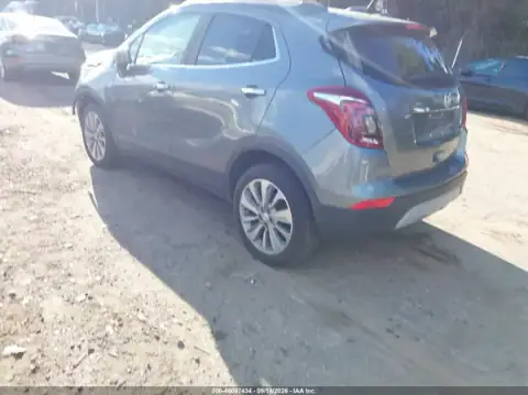 KL4CJASB8LB057774 — 2020 Buick Encore, foto 3 de IAAI, Parte delantera