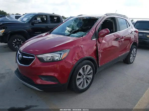 KL4CJASB8LB002905 — 2020 Buick Encore, photo 2 from IAAI, Normal wear