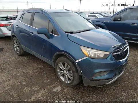 KL4CJASB4LB062504 — 2020 Buick Encore, წინა ნაწილი, ფოტოები შეკეთებამდე