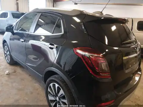 KL4CJESBXMB347457 — 2021 Buick Encore, zdjęcie 3 z IAAI 06.10.2026, Przód