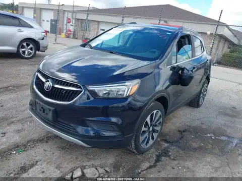 KL4CJESB9MB319035 — 2021 Buick Encore, foto 2 de IAAI, Trasera izquierda