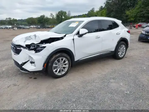 LRBAZLR4XMD073469 — 2021 Buick Envision, foto 2 de IAAI, Parte delantera