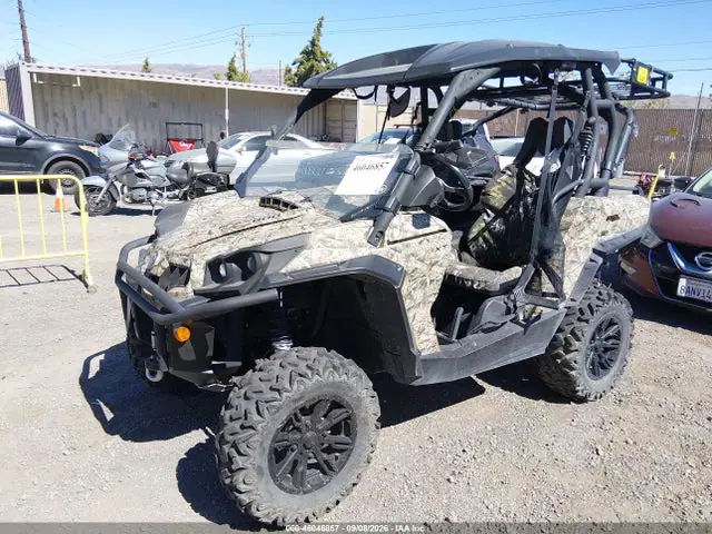 3JBKKPN15EJ000517 — 2014 Can-Am Commander 800R Xt, фото 2 с аукциона IAAI 16.10.2026, Следы пожара снаружи