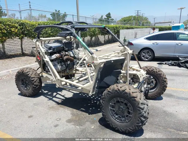 3JBVXAV2XMK000932 — 2021 Can-Am Maverick X3, Повреждения со всех сторон (All Over), фото до ремонта