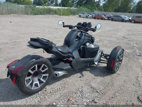 3JB2GEG23MJ004589 — 2021 Can-Am Ryker Rally Edition, zdjęcie 4 z IAAI 07.10.2026, Przód